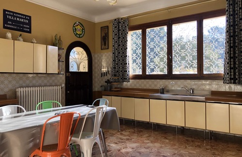 Septemes-les-Vallons Villa | Único: Manor + casa del cuidador con piscina entre Aix y Marsella