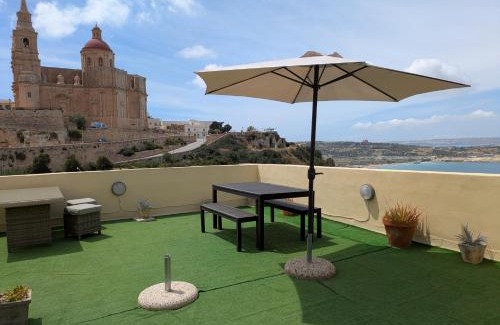 Mellieħa Heights Apartamento | Unique Mellieha views, Sea Breeze