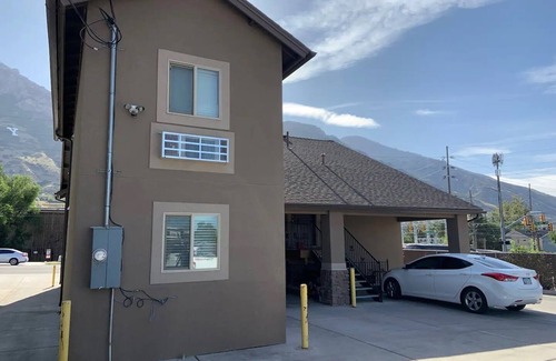 Provo Casa | Unique, Modern - On BYU Campus - Webster Place