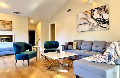 El Dorado Hills Casa | Unique Multi-Level Home Huge Yard Garage Parking