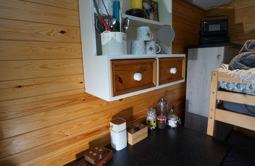 Hawick Cabina | Beehive @ Westcote Glamping