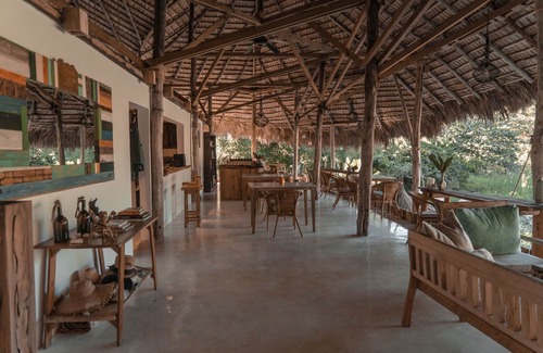 Samana Casa | Propiedad única en una exuberante selva con río y a pocos pasos de la playa.