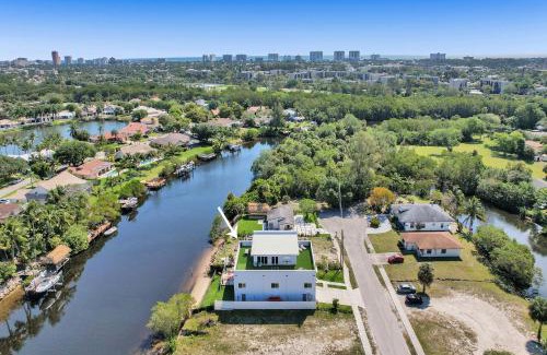 Deerfield Beach Apartamento | Unique Retreat - Unit A: Cozy First-Floor Oasis