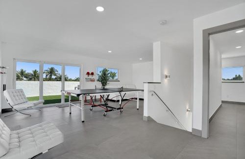 Deerfield Beach Apartamento | Unique Retreat - Unit A: Cozy First-Floor Oasis