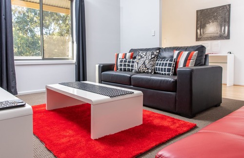 Gawler South Casa | Unique Riverview Cottage-Modern 3 bedroom