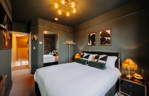 Shrewsbury Casa | Unique Shrewsbury Rooms