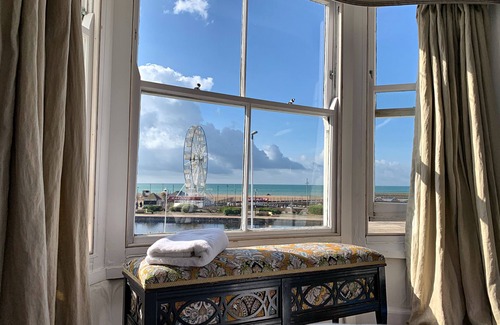 Old Town Hastings Casa | Exclusiva cabaña de contrabandistas con perfecta vista al mar y ubicación en el casco antiguo