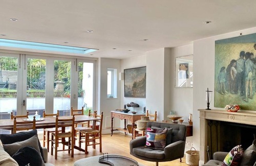Norland Casa | Unique & Spacious Family Home on Communal Garden in Heart of Notting Hill