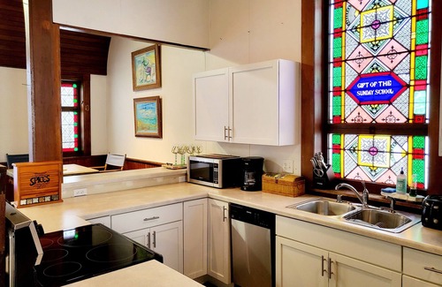 Durand Casa | ¡Posibilidad de lugar iglesia renovada!