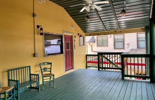 Pinellas Park Apartamento | Unique Studio apartment experience with a view❣️