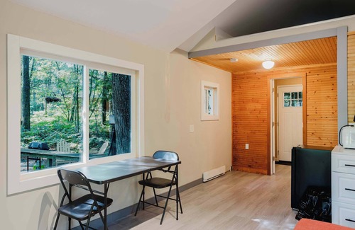 Carling Cabina | Unique Tiny House in Georgian Bay Sand Bay