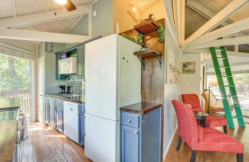 Village of Four Seasons Cabaña | Unique Treehouse Hideaway Near Lake of the Ozarks