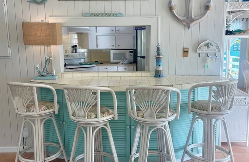 Little Torch Key Casa | Unique Waterfront Dome Home with Dock & Pool – Little Torch Key