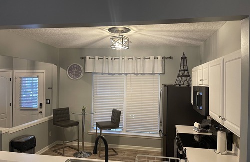 Deep River Apartamento | Unit 1, 2 & 3: Stunning Rooms!