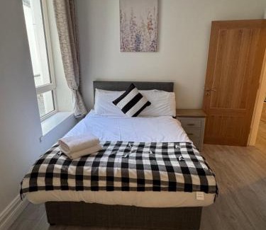 Cobh Apartamento | Unit 1 Island View Apartments - Town Centre Walk To Everything