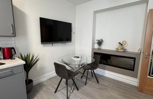 Cobh Apartamento | Unit 1 Island View Apartments - Town Centre Walk To Everything