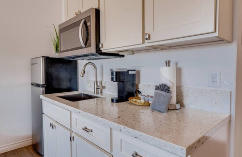 Wailuku Apartamento | Unit 1 Maui Ohana Modern Studio