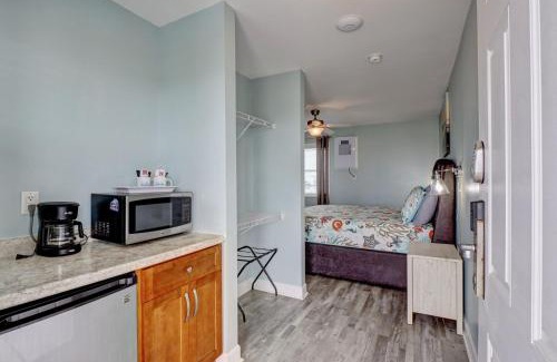 Surf City Casa | Unit 10 at Tiffany's