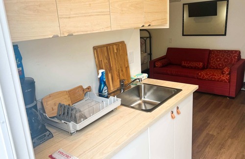 Westside Costa Mesa Casa | Unit #2- The Escape Costa Mesa