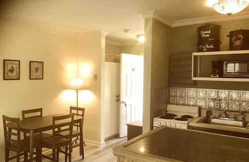 North Truro Condominio | Unidad # 23 - Estudio de lujo grande, terraza privada,