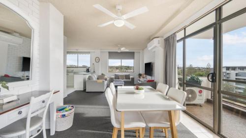 Mid North Coast Waterfront Casa | Unit 24 Fountain Court