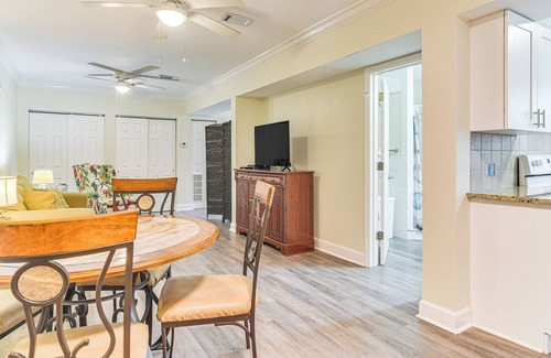 Pass-a-Grille Historic District Apartamento | Unit 3 Blocks Gulf to Beaches Historical Museum!