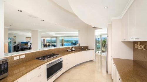 Terrigal Casa | Unit 36 - 4 Bed Platinum Ocean View