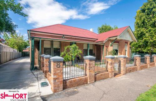 Orange Apartamento | Unit 4 - 8 Summer Street Orange