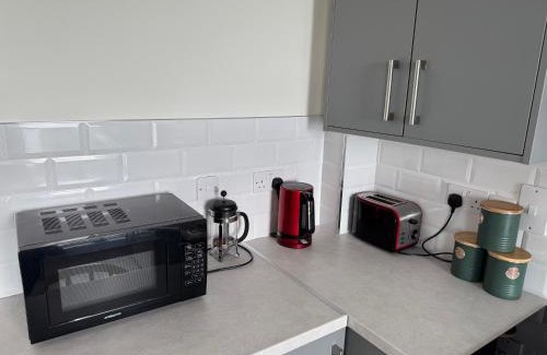 Cobh Apartamento | Unit 4 Tranquil Harbourside Retreat- Central Location