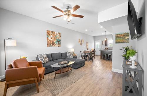Clarksville Casa | Unit #606