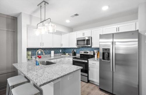 Clarksville Casa | Unit #801 Peachers Place Townhomes