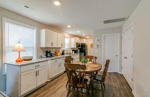 Clarksville Casa | Unit #A 1010 Franklin St