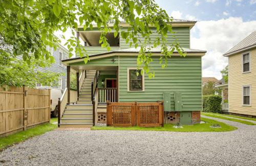 New Bern Apartamento | Unit A Victorian New Bern Vacation Rental In Downtown!