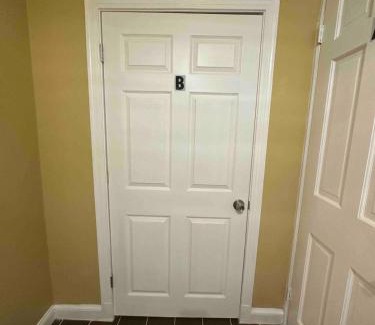 Seat Pleasant Apartamento | Unit-B Stylish Apt near Addison metro & downtown Washington DC