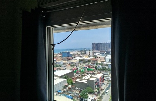 North Reclamation Area Apartamento | Unit walking distance tò SMCity, Robinsons Galleria and G Mall of Cebu