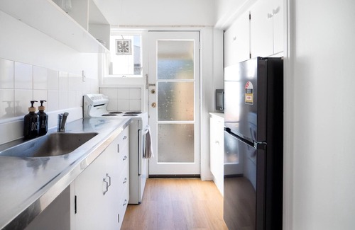 Sydenham Casa | Unit with Spa Bath Close to City