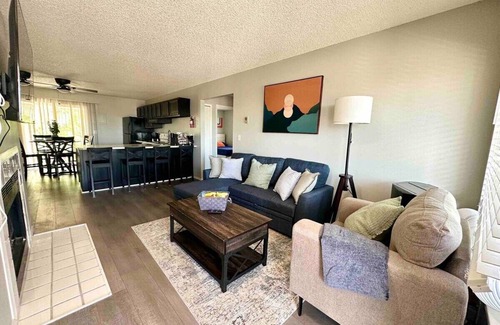 Cimarron Hills Apartamento | UnitB/FamilyFriendly/CoffeeBar/NearBase/MilitaryFamilies