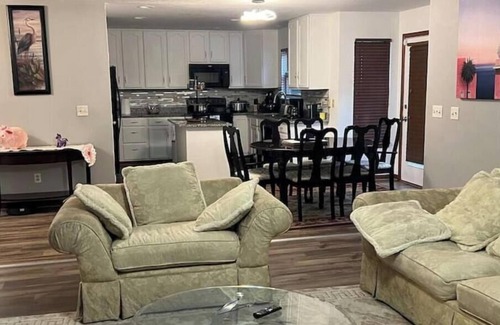 Reynoldsburg Casa | Unity Family Vacation Home.