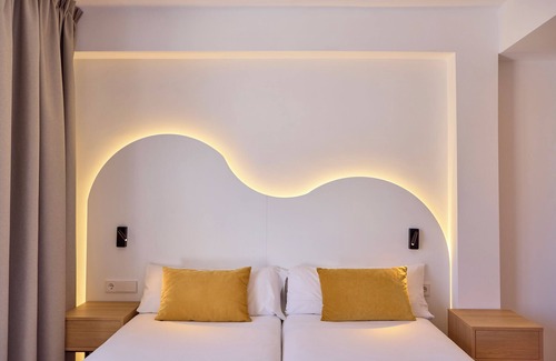Sant Llorenc des Cardassar Hotel | Universal Hotel Bikini