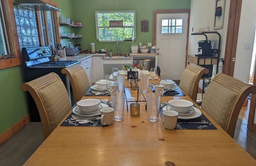 Hurleyville Casa | Universally Accessible Agrihood Farmhouse Hiking/Fireplace/Getaway