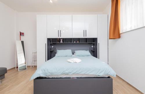 Pavia Apartamento | Università & Strada Nuova - Lovely Suite Scaldasole