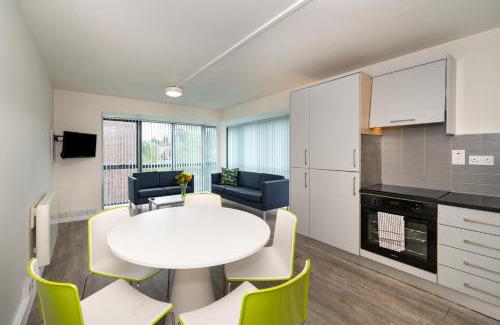 Cork Otro | University Hall - UCC Summer Beds