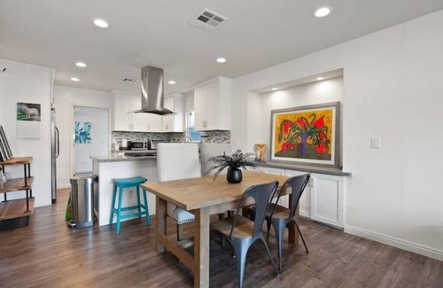 University Heights Casa | University Heights Dreamboat