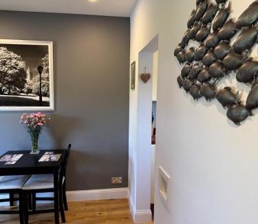 Lerwick Apartamento | Unkenhaus. Cosy, modern apartment, private parking
