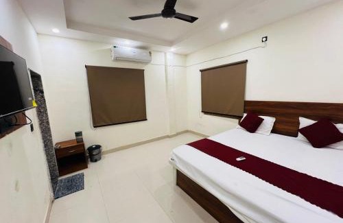 Varanasi Hotel | Unnati Home stay