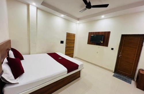 Varanasi Hotel | Unnati Home stay