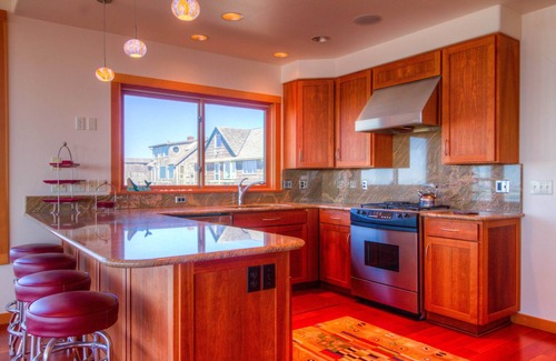 Bandon Casa | Unobstructed Oceanfront View at Face Rock