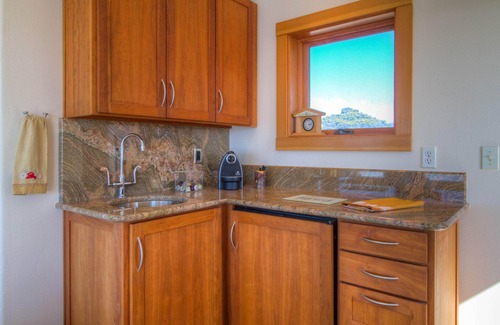 Bandon Casa | Unobstructed Oceanfront View at Face Rock