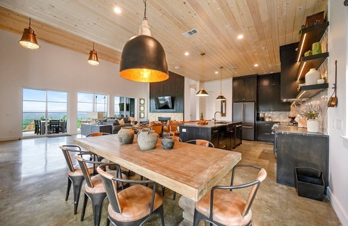 Broken Bow Cabina | Unplug & Unwind | Luxe Hilltop + Pool