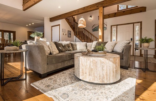 Blakeslee Casa | Unsalted Memories | Lakefront Cottage, Hot Tub!